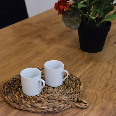 Grosso I Local Rentss Apartman *