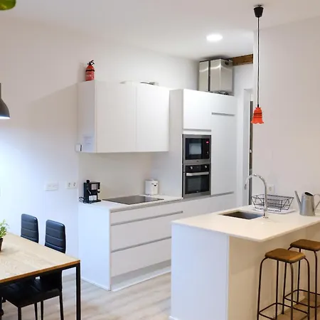 Grosso I Local Rentss Apartman